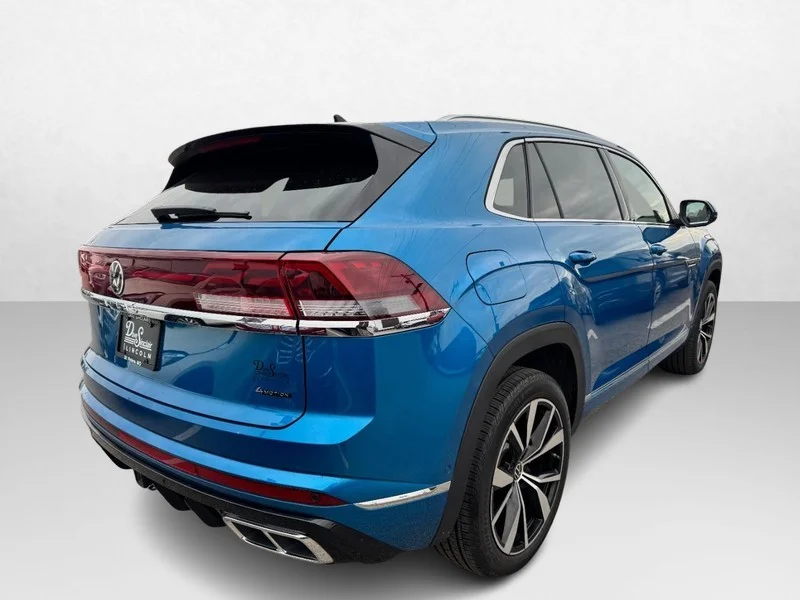 Used 2025 Mountain Lake Blue Metallic Volkswagen 2.0T SEL Premium R-Line 4MOTION image 5