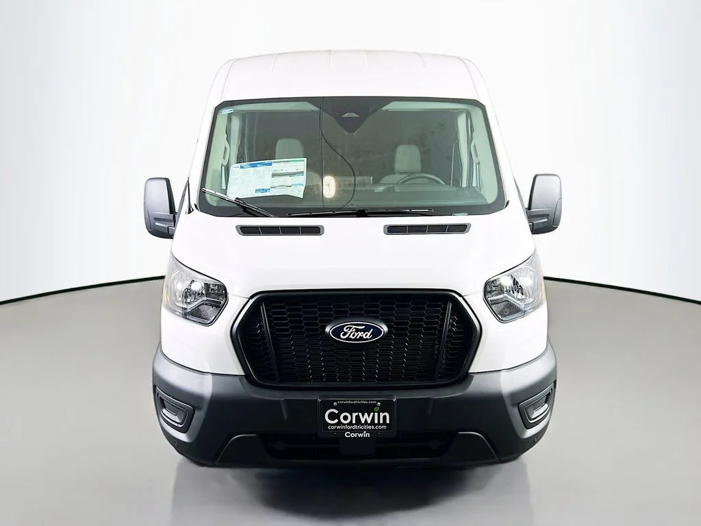 New 2026 Oxford White Ford Base image 4