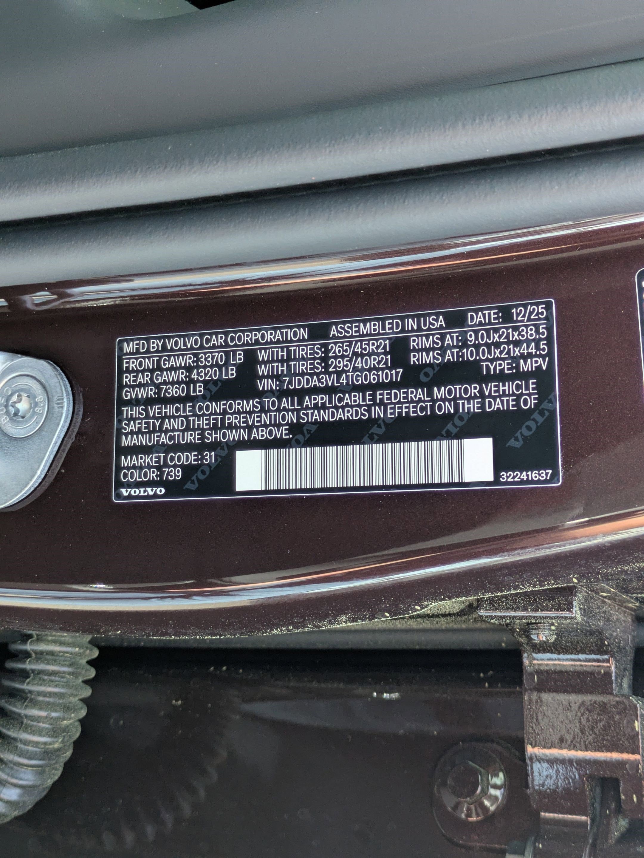 New 2026 Mulberry Red Volvo Ultra image 17