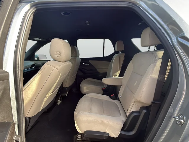 Used 2023 Gray Chevrolet LT image 27