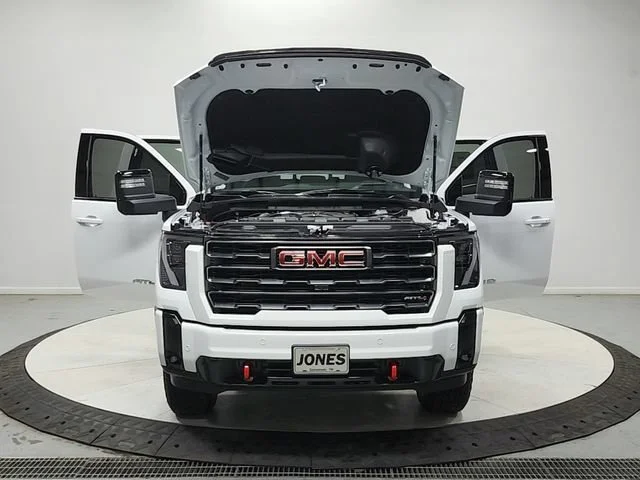 2026 GMC Sierra 2500HD AT4 - Photo 11