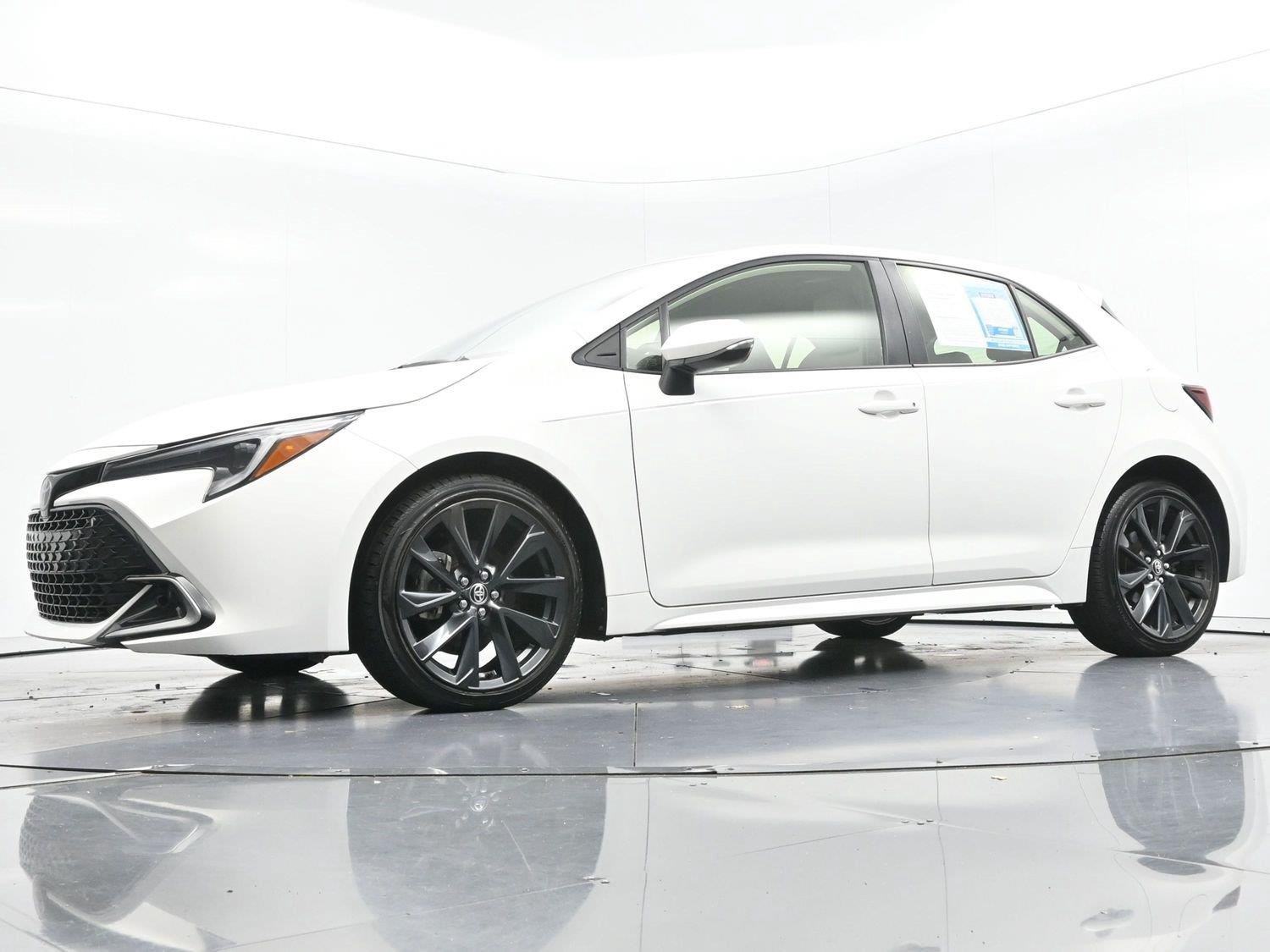 Used 2024 Ice Cap Toyota XSE image 45
