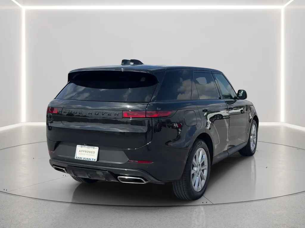 Used 2025 Black Land Rover SE image 5