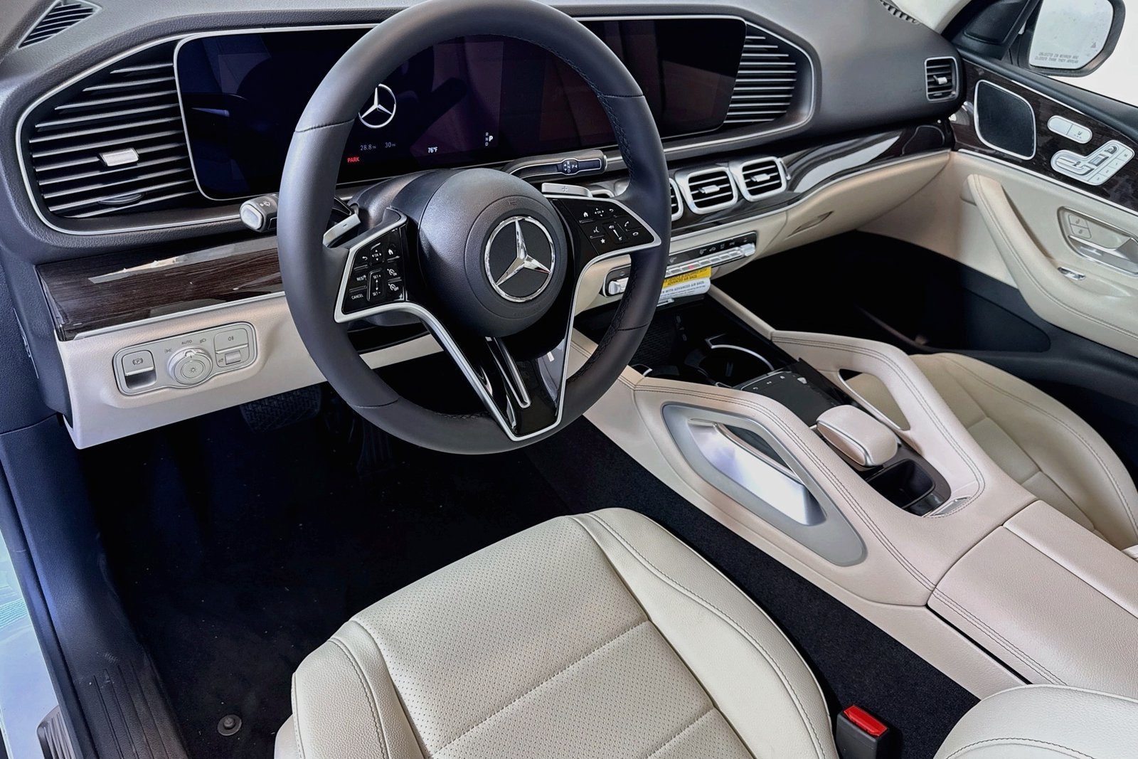 New 2026 Polar White Mercedes-Benz GLE 350 image 9
