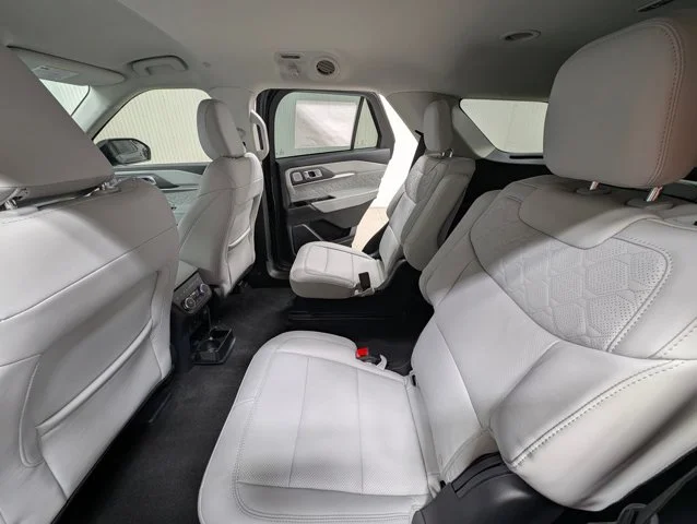 New 2026 Carbonized Gray Metallic Ford Platinum™ image 47
