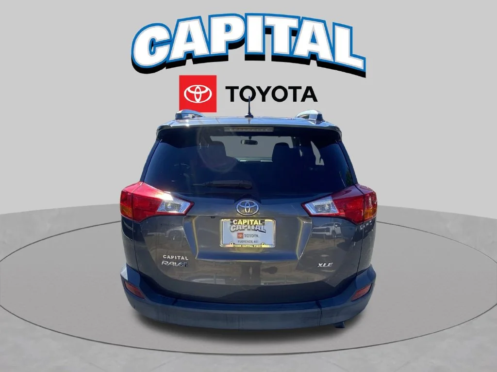 Used 2014 Gray Toyota XLE image 11