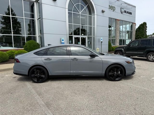Used 2024 Gray Honda Sport-L image 8
