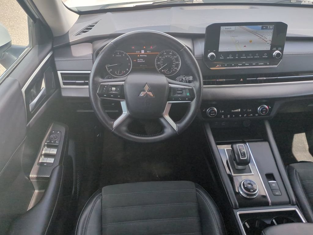 2024 Mitsubishi Outlander SE Black Edition - Photo 20