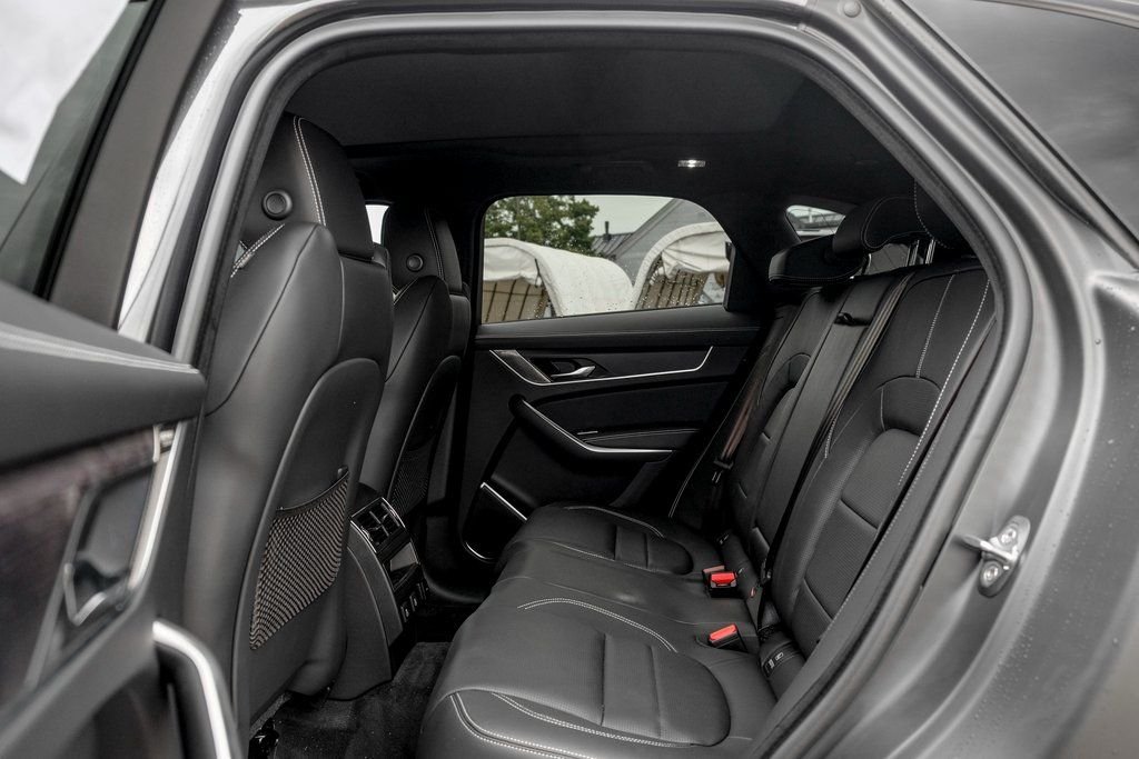 2026 Jaguar F-Pace R-Dynamic S - Photo 16