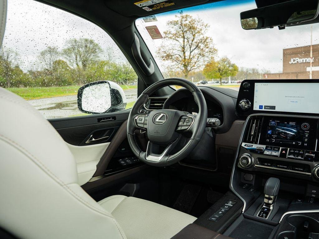 Used 2025 Eminent White Pearl Lexus LX 700h Luxury image 52