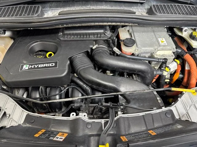 Used 2014 Ingot Silver Ford SEL image 9