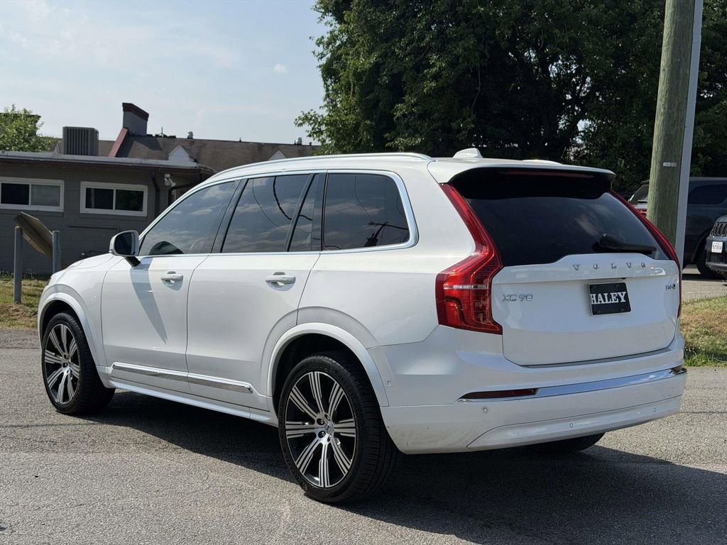 Used 2023 Crystal White Metallic Volvo Ultimate image 22