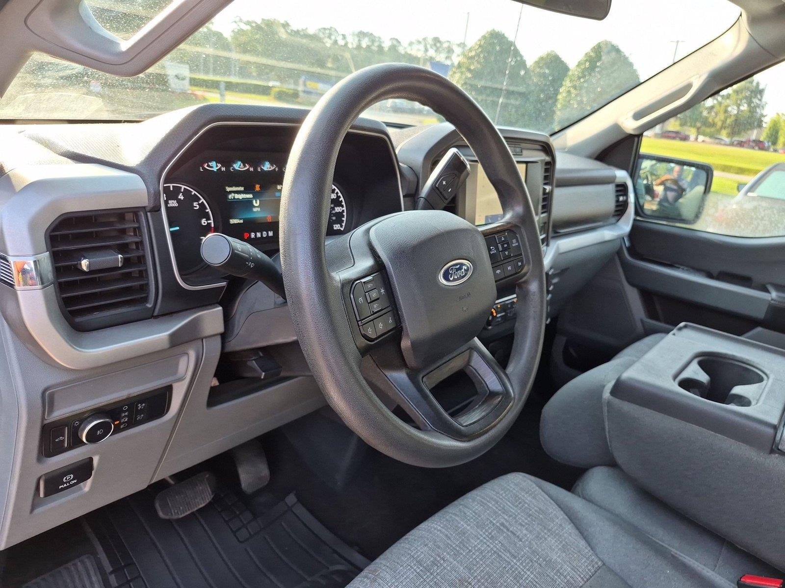 Used 2022 Antimatter Blue Metallic Ford XLT image 18