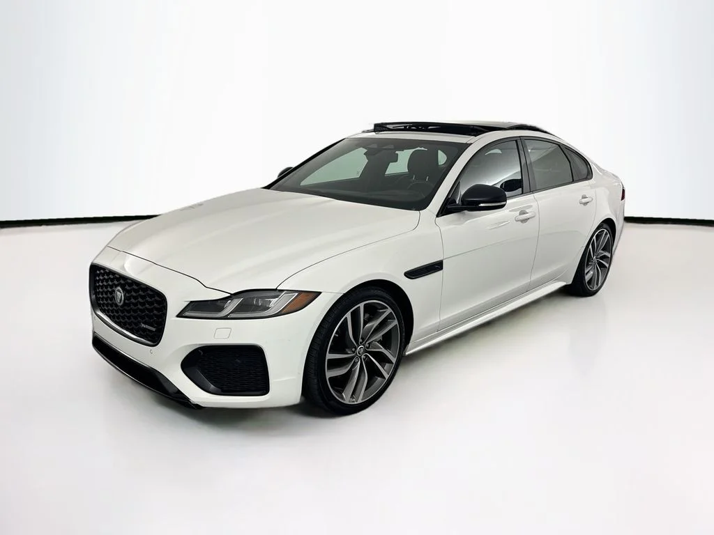 Certified Used 2024 White Jaguar R-Dynamic SE image 1