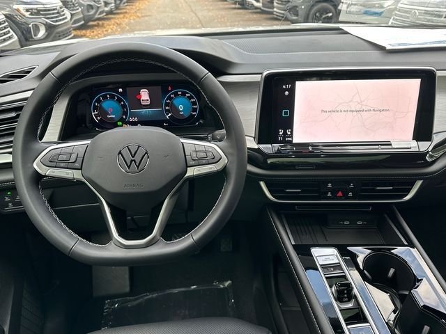 New 2026 Opal White Pearl Volkswagen 2.0T SE w/Technology image 23