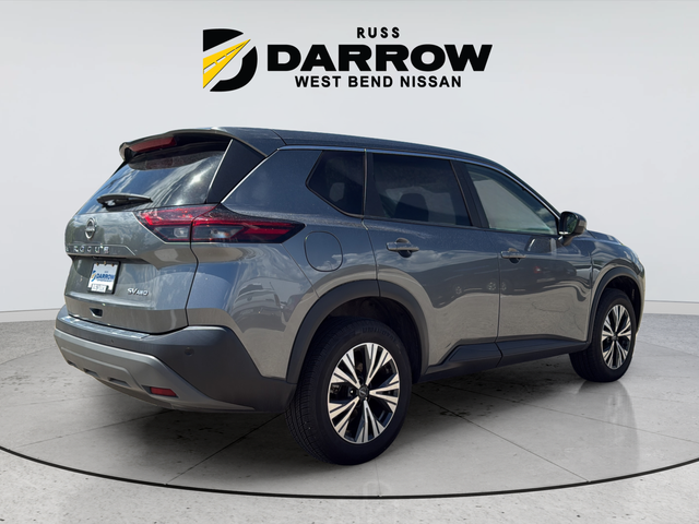 Used 2023 Gray Nissan SV image 5