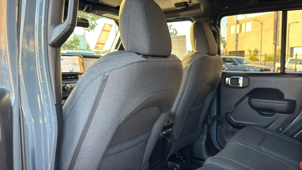 2026 Jeep Wrangler 4-Door Willys - Photo 16