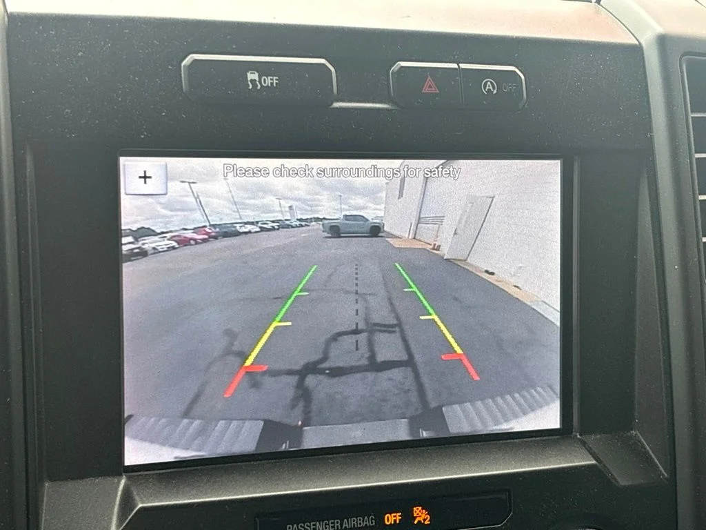 Used 2019 White Ford XL image 9