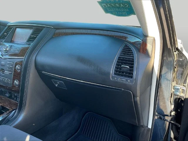 Used 2020 Blue Nissan SV image 28