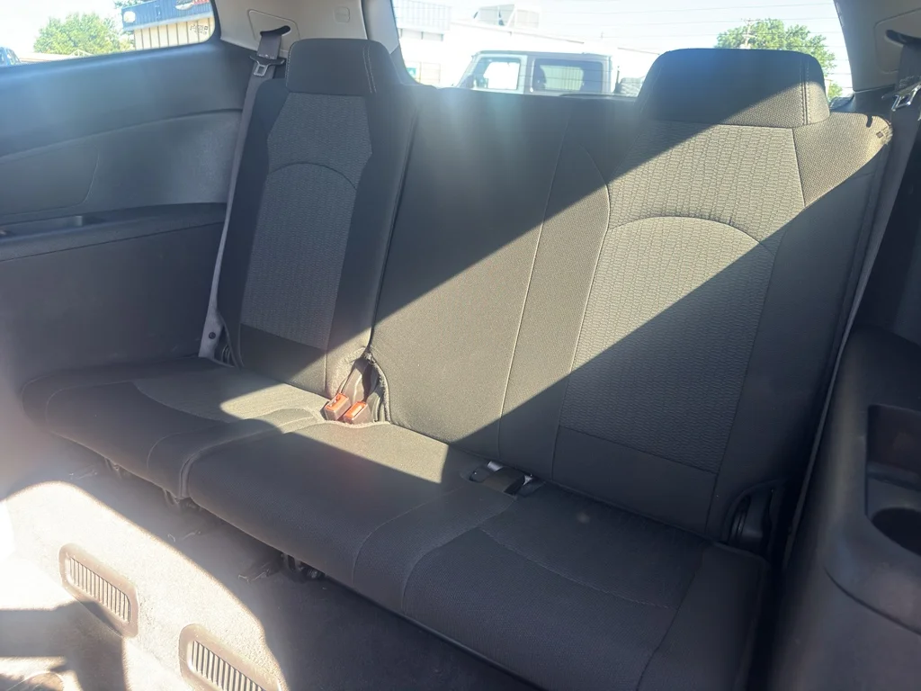 Used 2015 Tungsten Metallic Chevrolet LT image 13