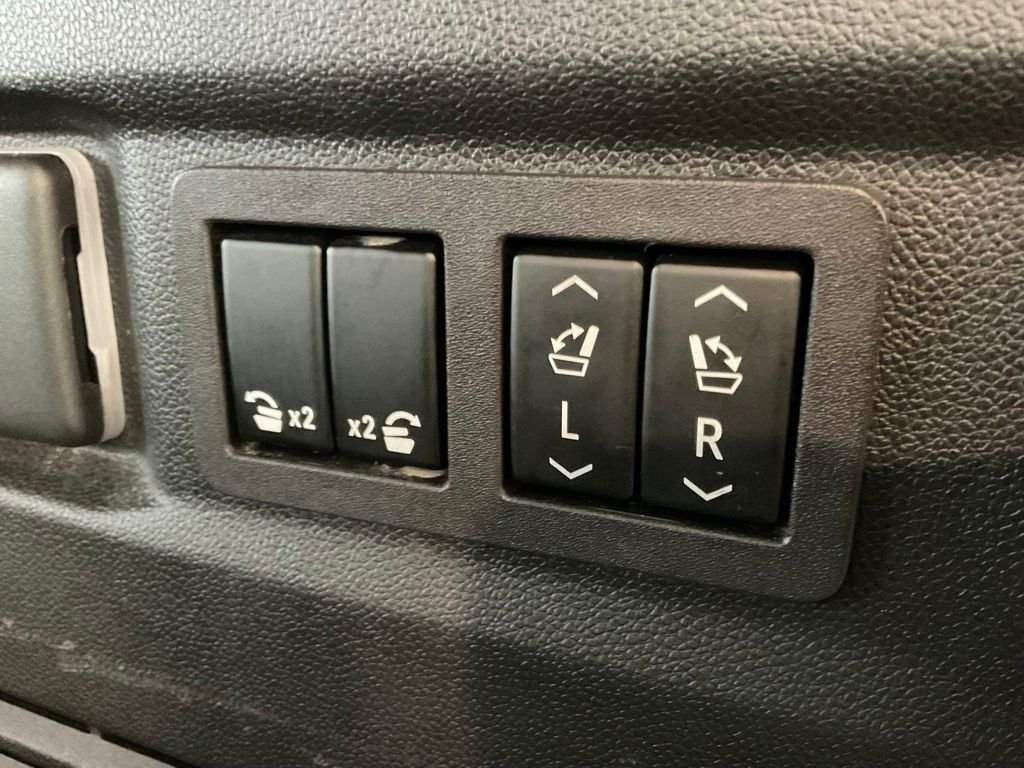 Used 2024 Beige Chevrolet High Country image 25