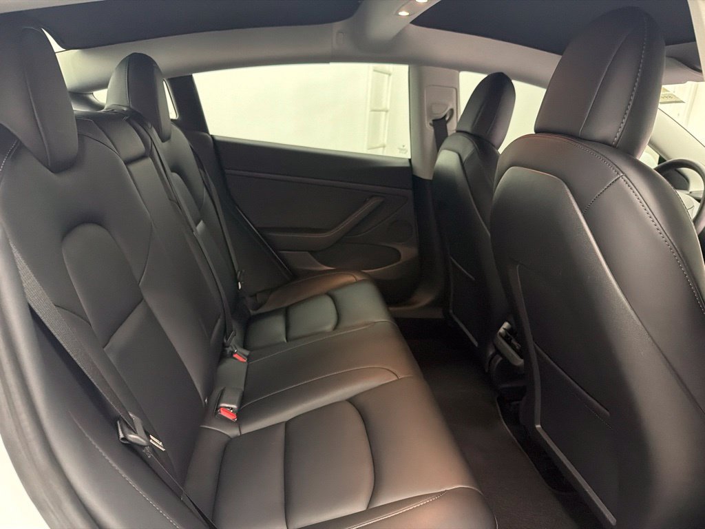 Used 2021 White Tesla Long Range image 25