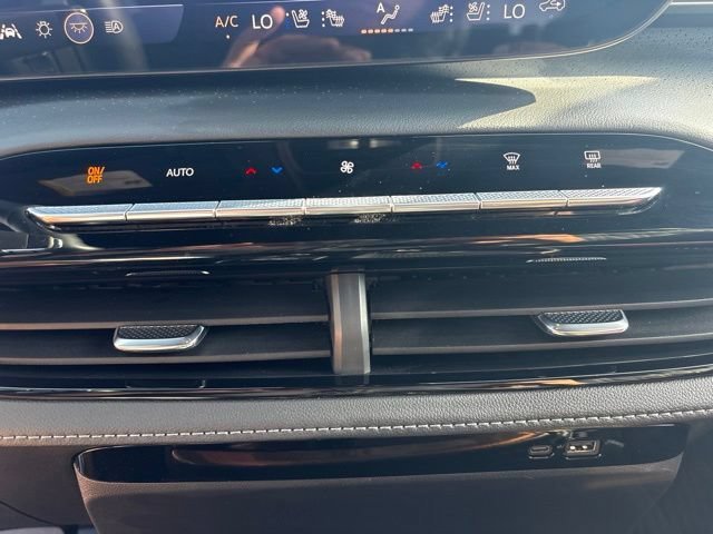 2026 Buick Enclave Avenir - Photo 25