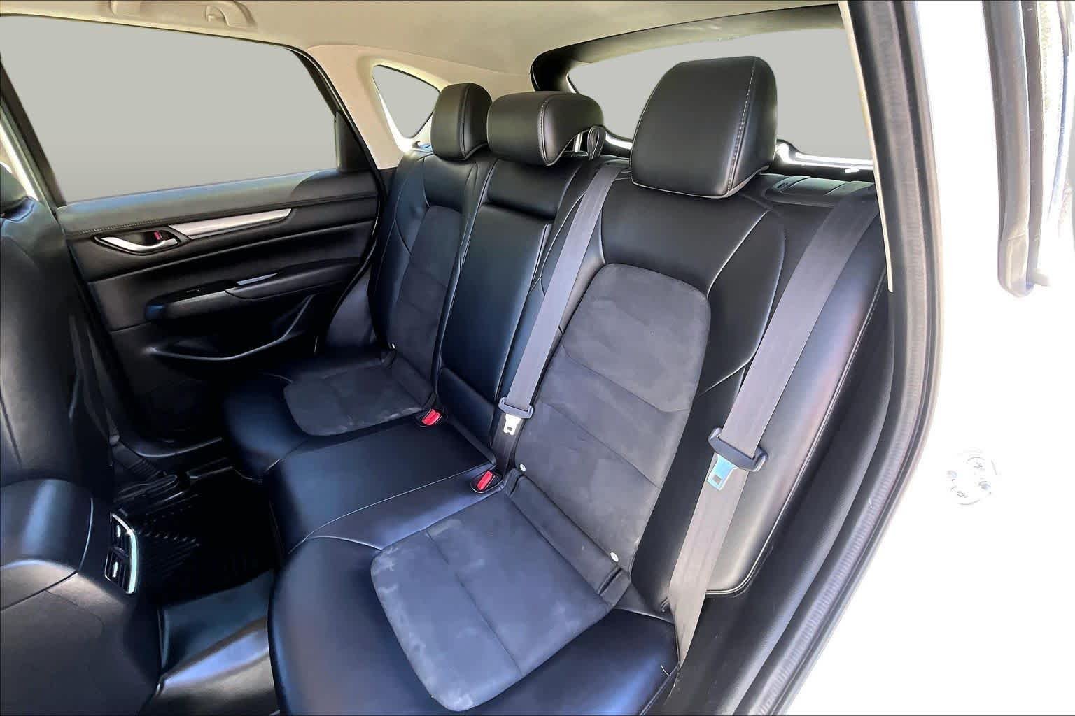 Used 2019 Snowflake White Pearl Mica Mazda Touring image 21
