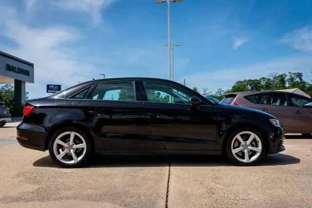 Used 2016 Black Metallic Audi 1.8T Premium image 19