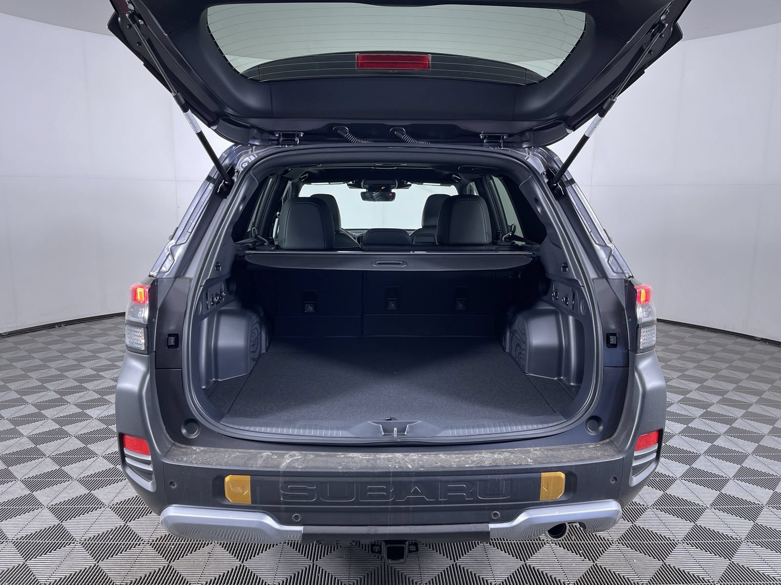 New 2026 MAGNETITE GRAY METALLIC Subaru Wilderness image 24