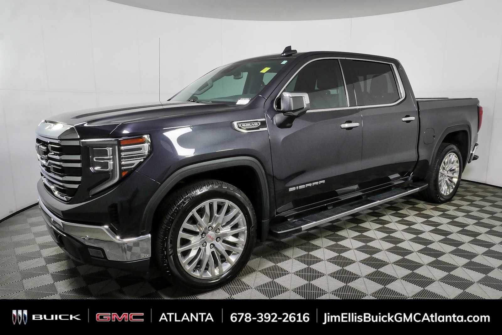 Used 2022 Titanium Rush Metallic GMC SLT image 28