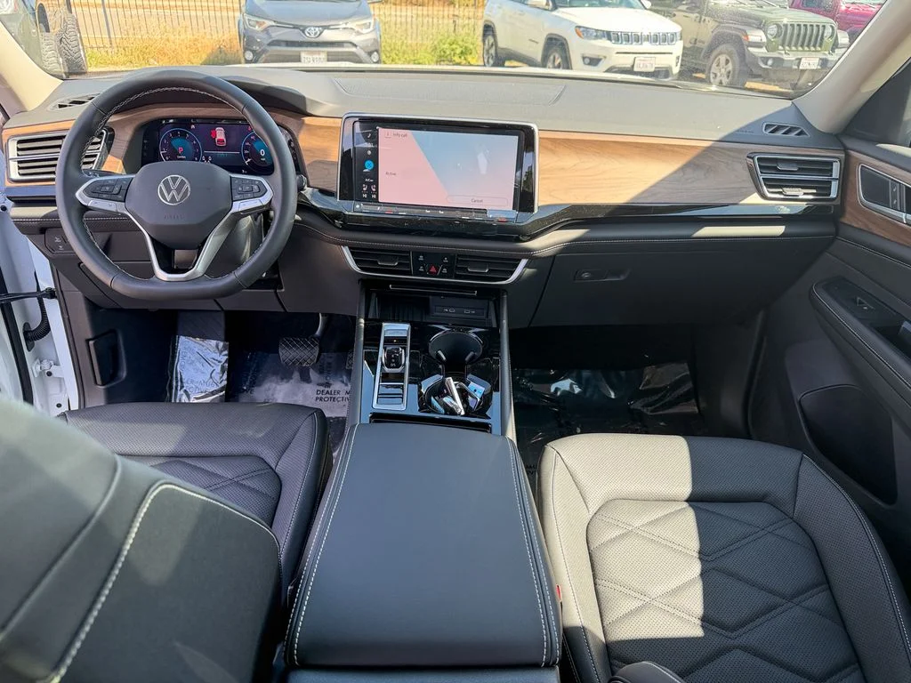 New 2026  Volkswagen SE w/Technology image 28