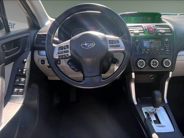 Used 2015 Gray Subaru 2.5i Premium image 5