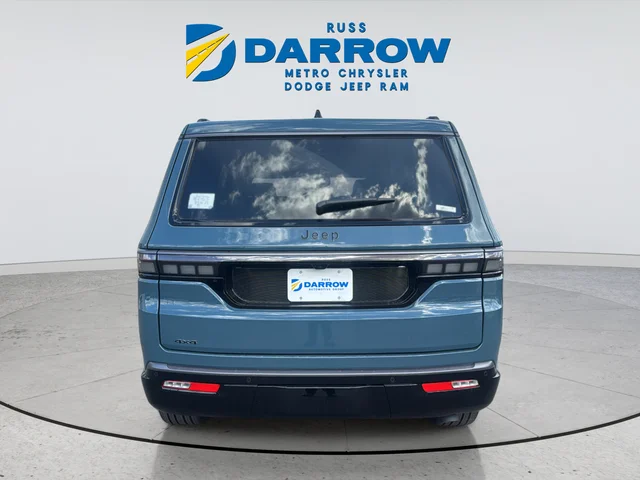 New 2026 Steel Blue Exterior Paint Jeep Limited Reserve image 4