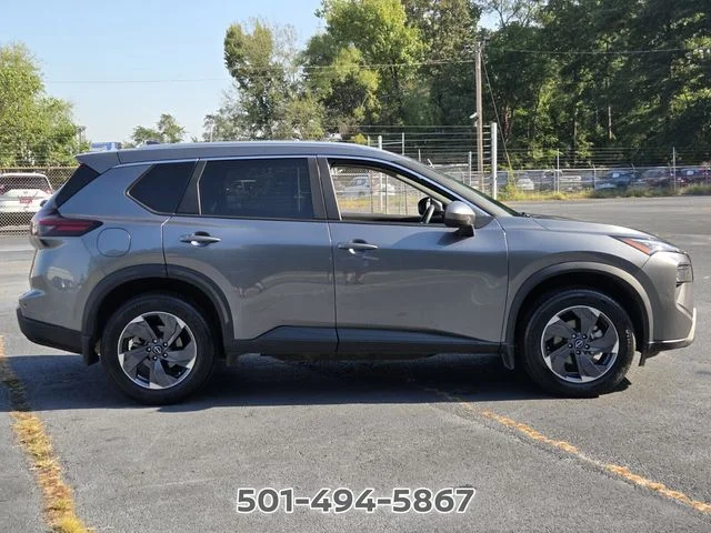 Used 2025 Gray Nissan SV image 6