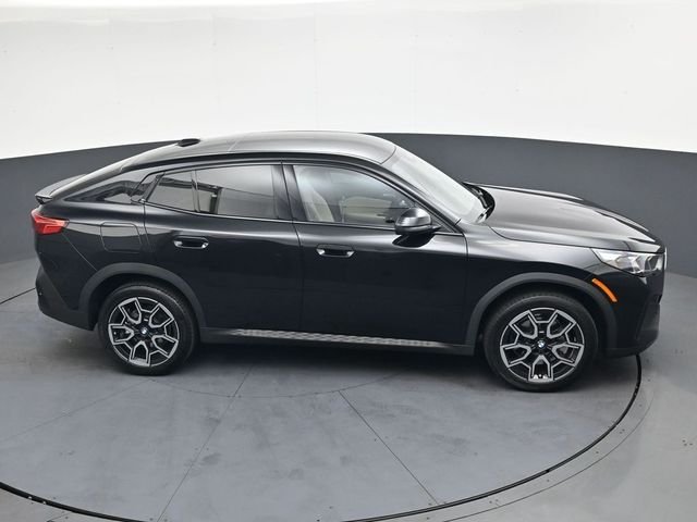 Used 2025 Black BMW xDrive28i image 22