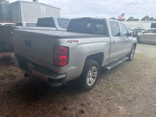 Used 2018 Silver Chevrolet LT image 7