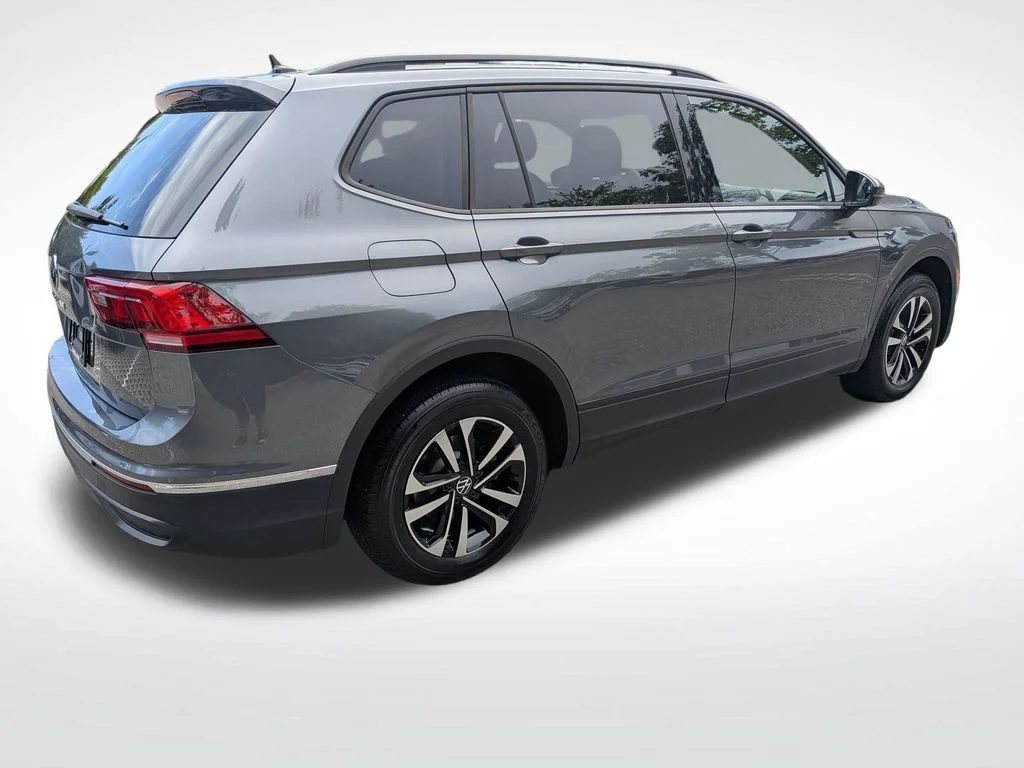 Used 2023 Gray Volkswagen 2.0T S image 3