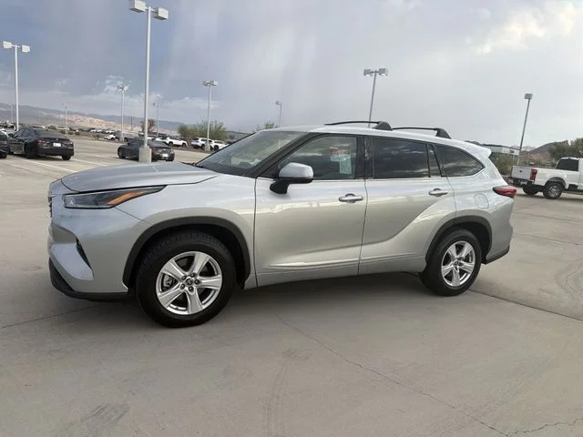 Used 2021 Silver Toyota LE image 8