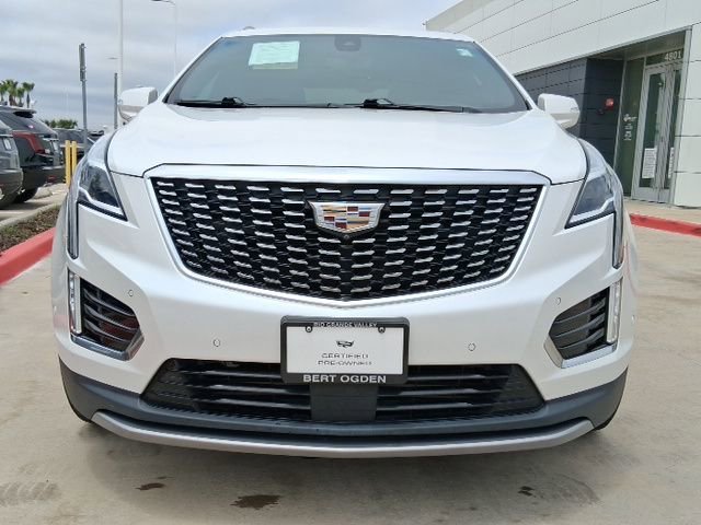 Used 2021 Crystal White Tricoat Cadillac Premium Luxury image 2