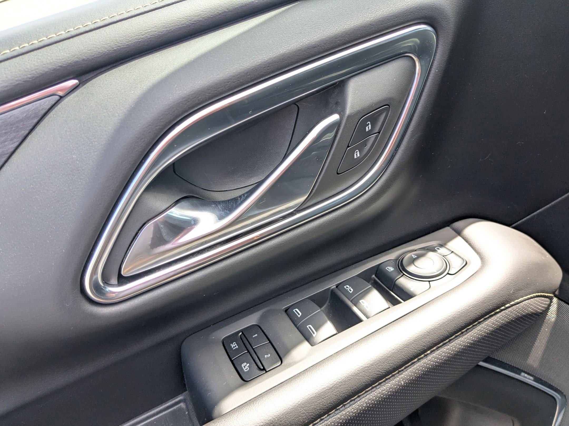 Used 2023 Sterling Metallic GMC SLT image 14