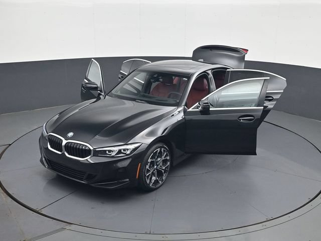 Used 2025  BMW 330i xDrive image 30