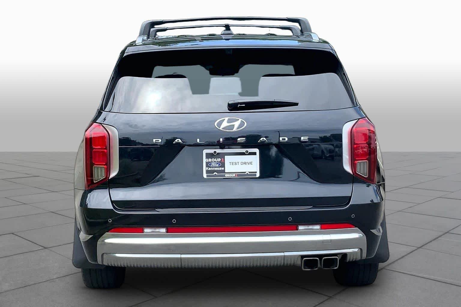 Used 2023 Moonlight Cloud Hyundai Calligraphy image 5