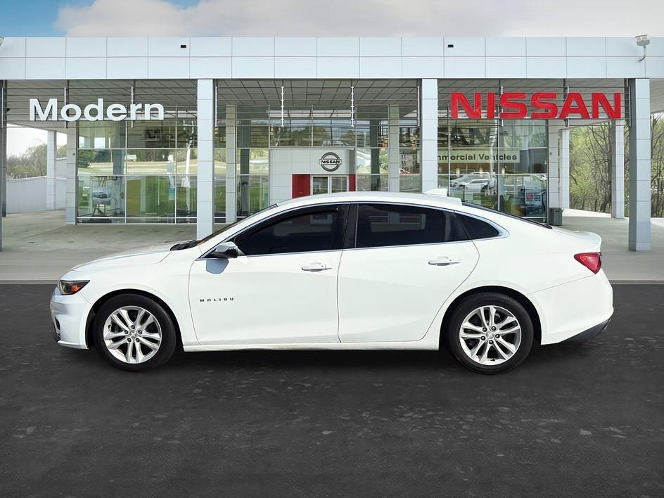 Used 2017 Summit White Chevrolet LT image 2