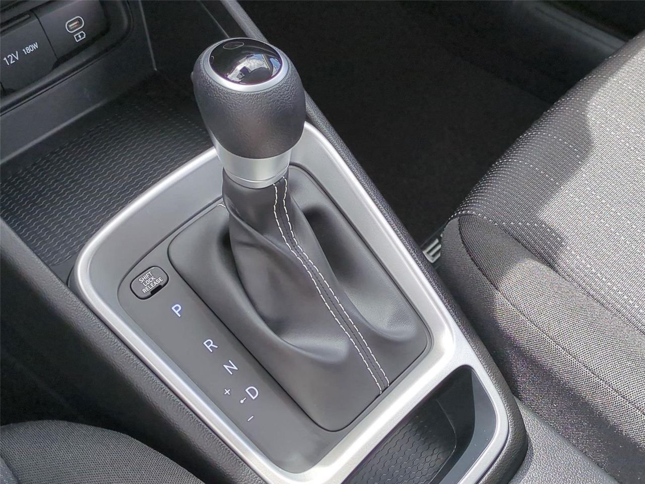 New 2026 Ecotronic Gray Hyundai SE image 27
