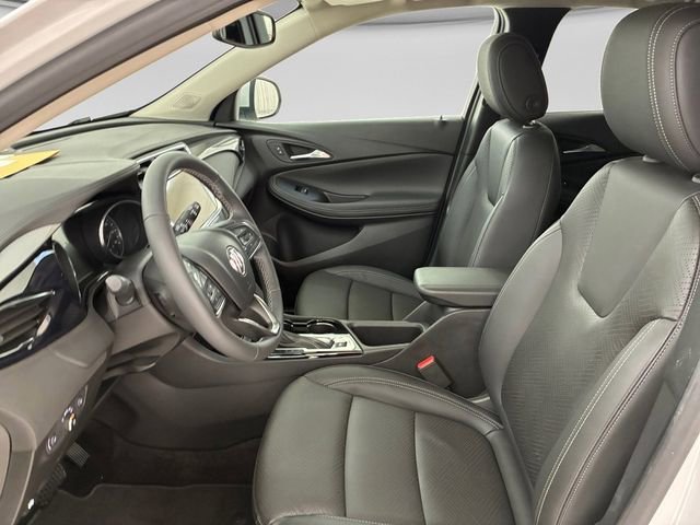 Used 2023 White Frost Tricoat Buick Essence image 12