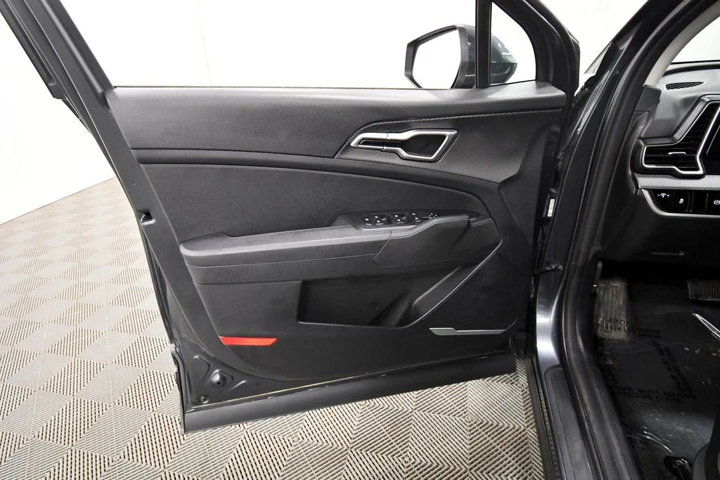 Certified Used 2025 Gray Kia LX image 13
