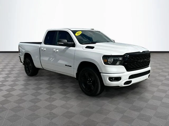 Used 2022 White Ram Big Horn/Lone Star image 3