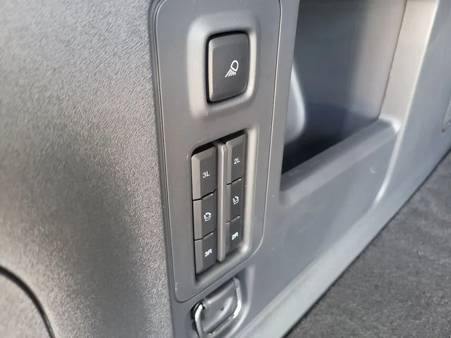 New 2027 Gray Ford Platinum image 13