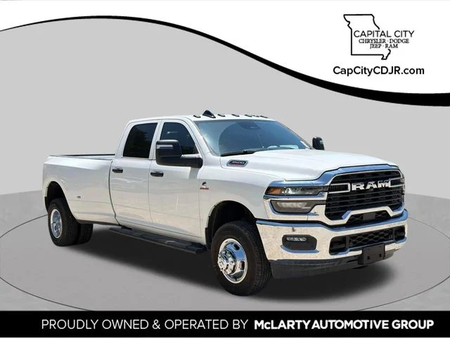 New 2026 Bright White Clear-Coat Exterior Paint RAM Tradesman image 1